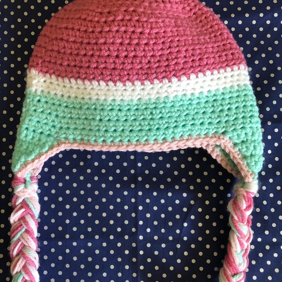 Toddler girl crochet hat - Picture 3 of 5